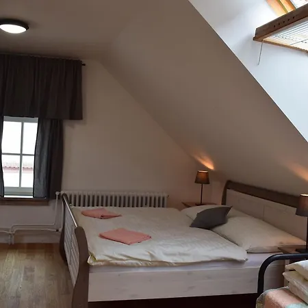 Zluty Domecek Apartment Trebon