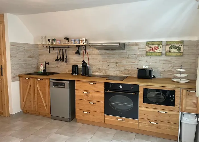 Zluty Domecek Apartment Trebon